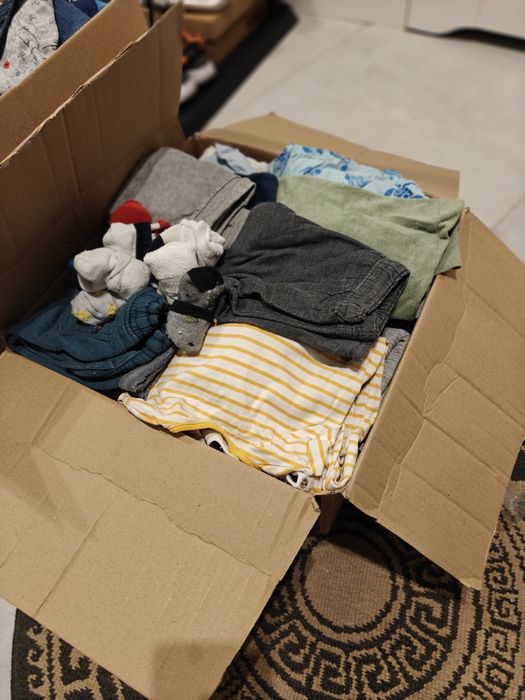 Karton ciuszkow 74-80 chlopiece