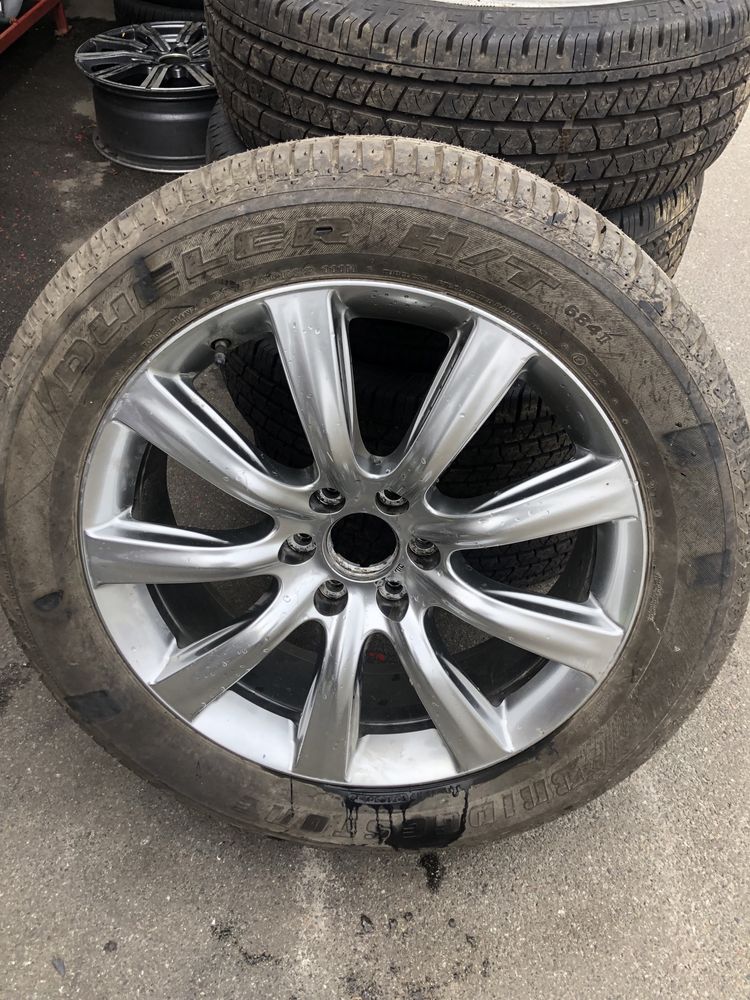 6/139/22 infiniti nassan  275/50/22 bridgestone dueler ht 684