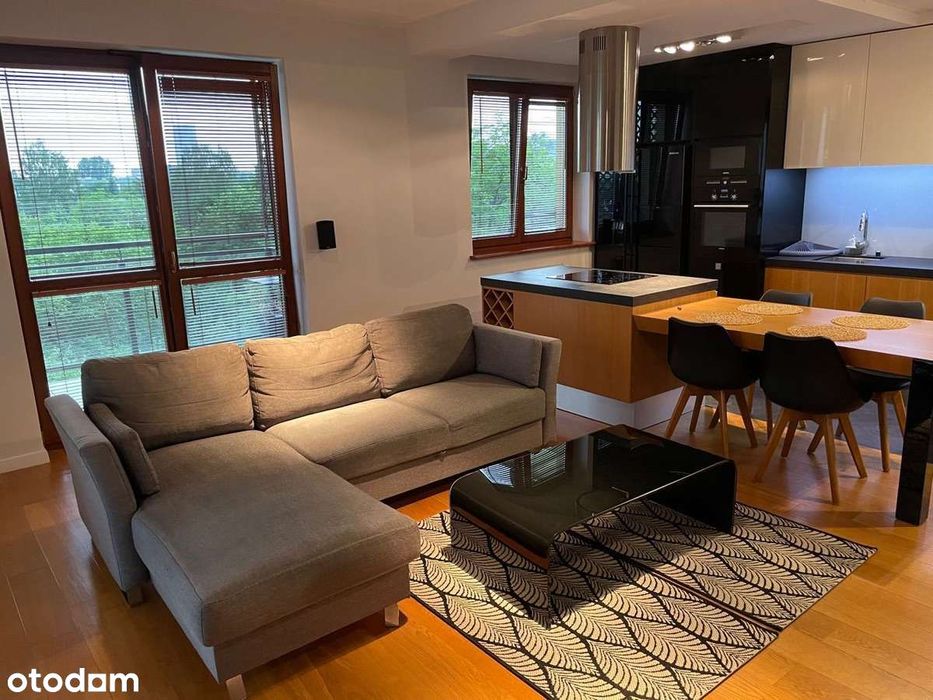 Przestronny 2 pokojowy apartament w zielonej okolicy. Wysoki Standard