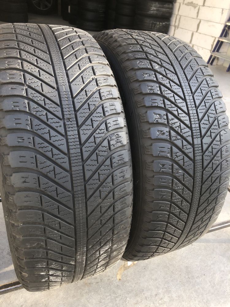 Шини літні R17 235 55 GoodYear Vector Склад Осокорки