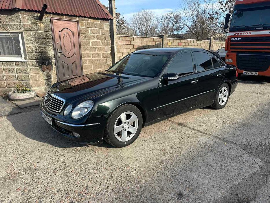 Продам Мercedes-benz e 270 cdi