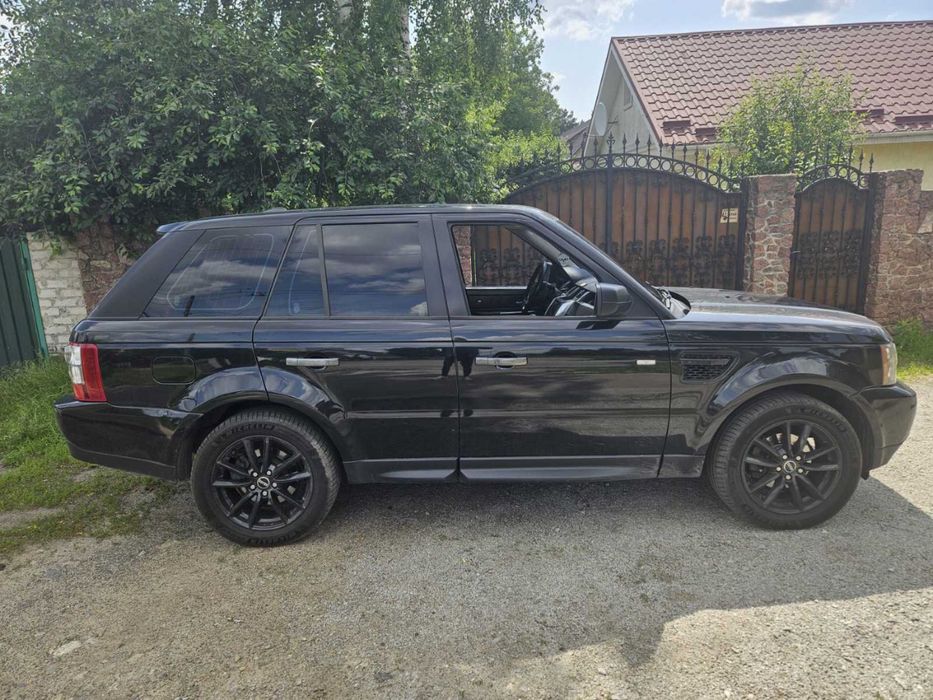 Продам Рендж ровер спорт