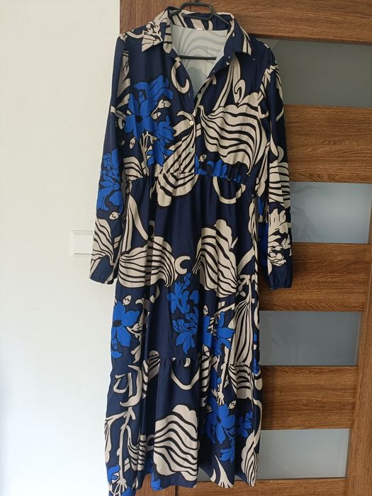 Sukienka maxi niebieska