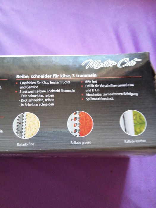 Ralador e cortador com 3 lâminas diferentes