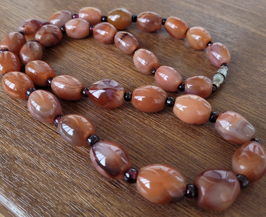 Бусы из натурального сердолика