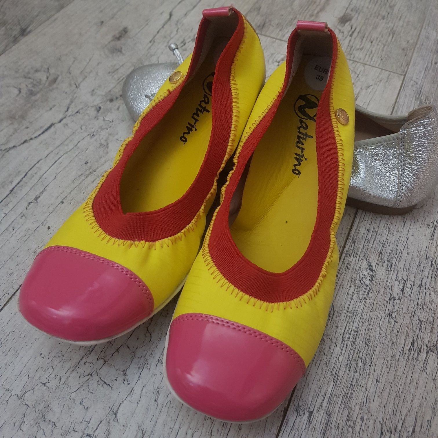 Nowe skórzane buty baleriny balerinki naturino r 35