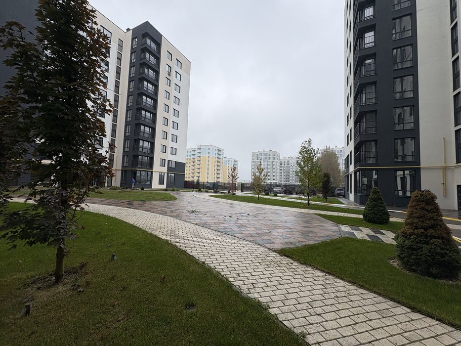 Продам 2 кімнатну квартиру. Буча. ЖК Континент Рей