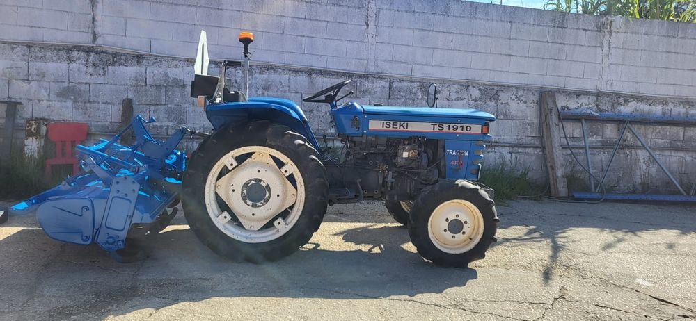 Tratror iseki t s 1910