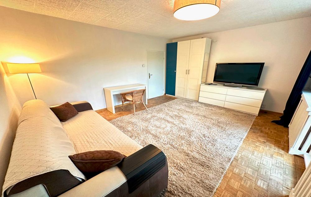 Piękny,duży pokój do wynajęcia na ul.Guderskiego-Praga południe-Gocław