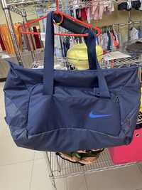 Сумка Nike Court Tech Duffel 2.0