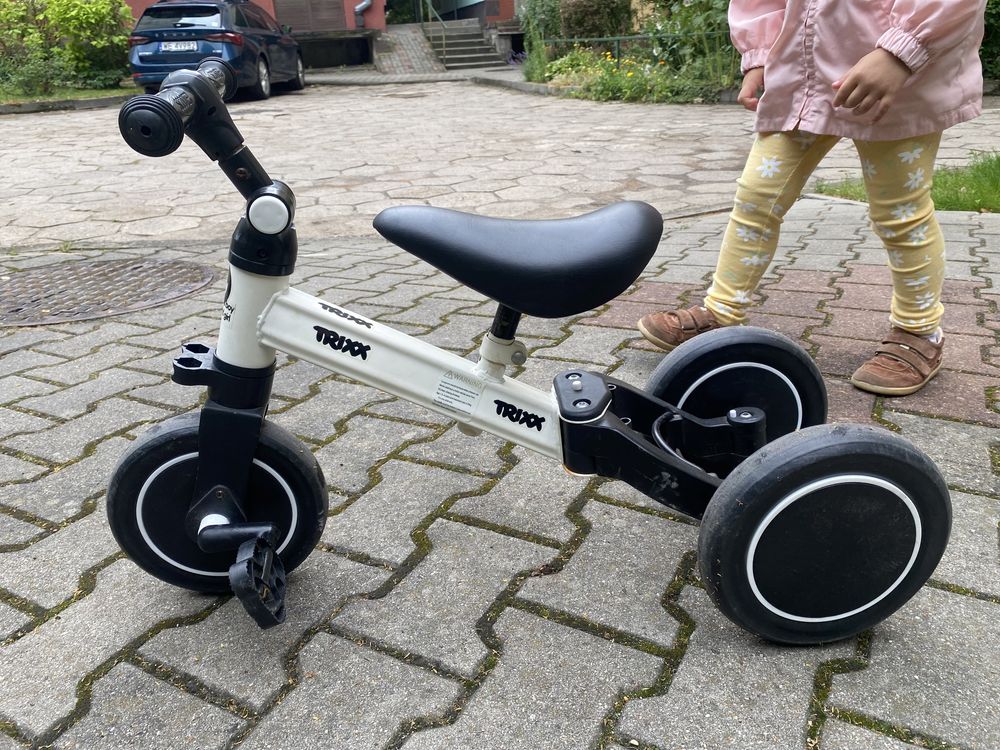 Rowerek mini biegowy 3w1  z pedałami Trixx
