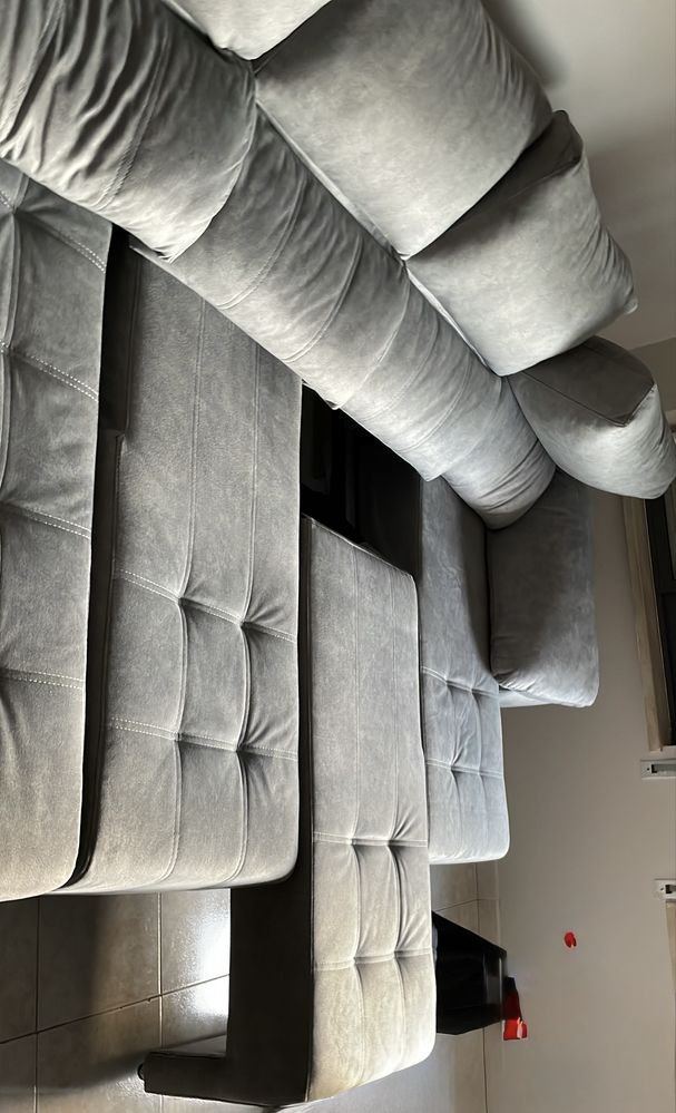 Sofa Cinzento 4 lugares