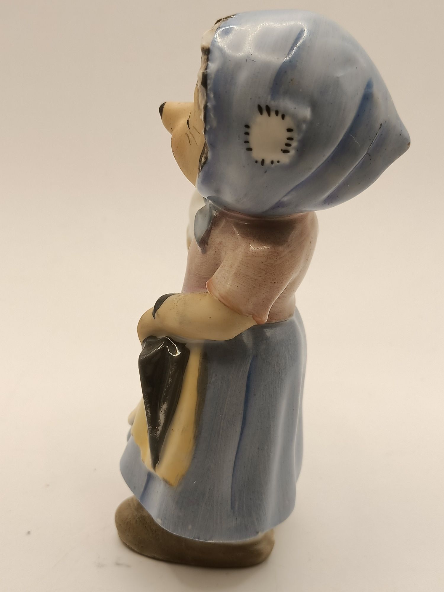 Figurka porcelana lisica z gąską