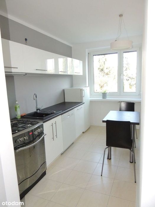 Do zamieszkania lub pod inwestycję. Możliwość podziału na 2 mieszkania