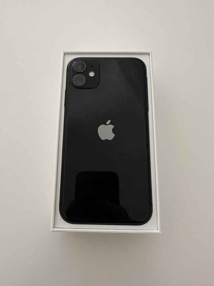 iPhone 11 64GB preto com caixa e fatura