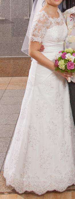 przepiękna suknia ślubna na niską kobietę :-) + bolerko