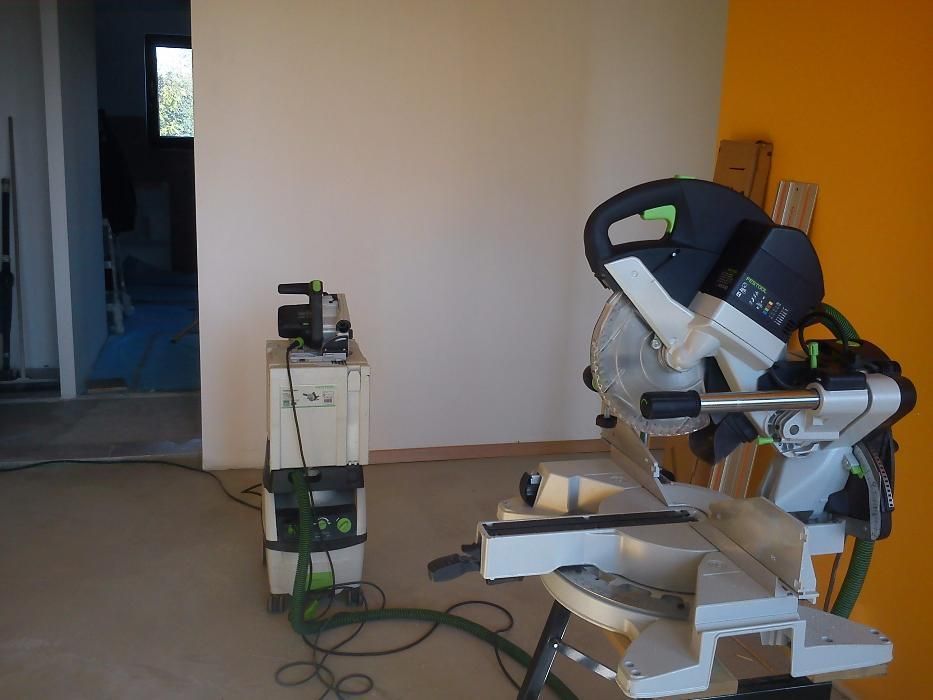 Stolarz Podcinanie drzwi z dołu drewnianych stalowych wycinanie kratek