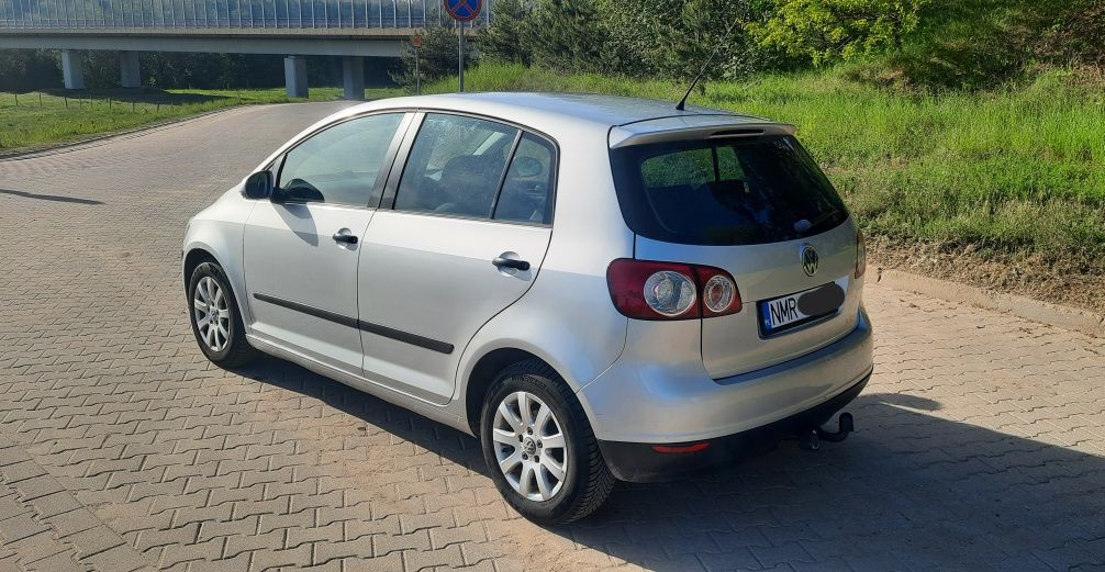 Vw Golf 5 PLUS 1.9 tdi BKC 105km zarejestrowany z długimi opłatami