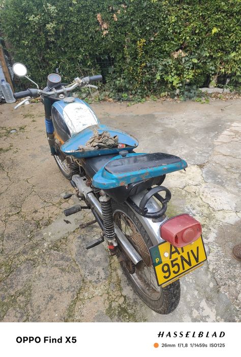Mota Clássica Casal K182s 50cc de 1978 - Perfeita para Restauro