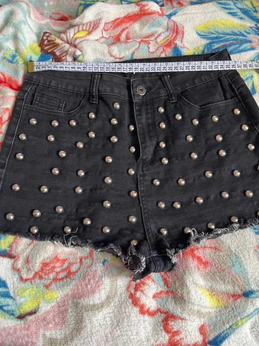 Шорти короткі з бусинами