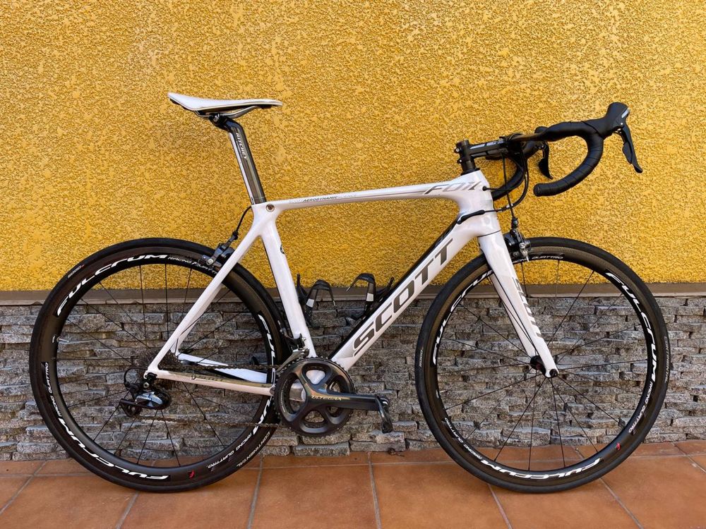 Шоссейный велосипед Scott Foil 40