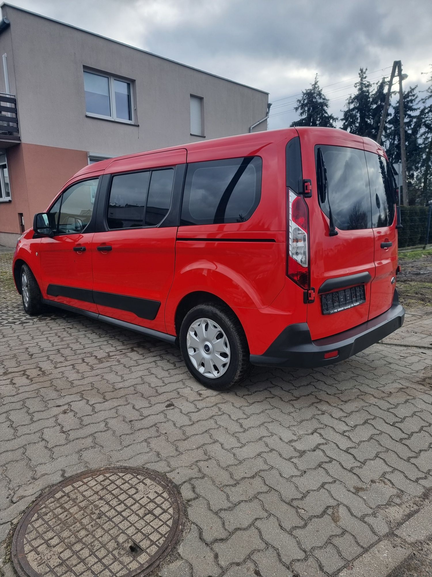 Ford Transit Connect 1.5DCI long rok 2018  215tys przebiegu stan bdb