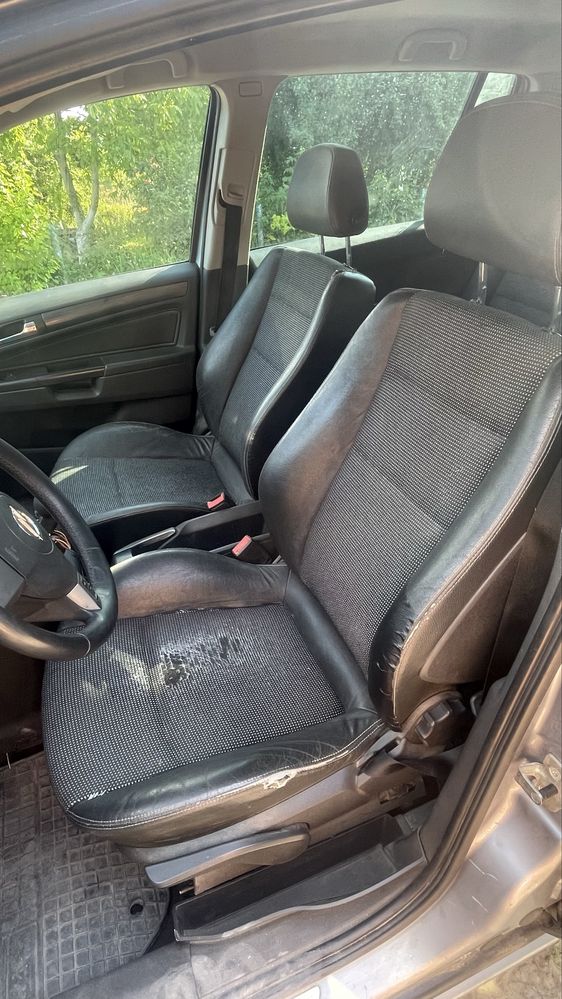 Авто Opel Zafira B 2005р 7місць