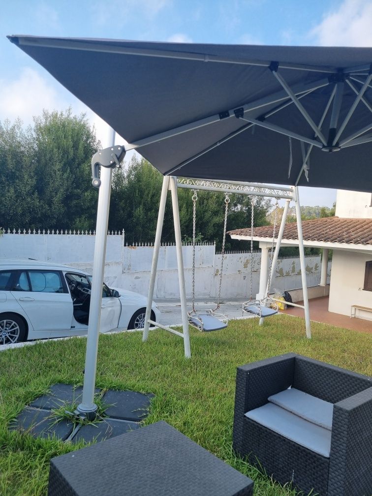 Conjunto Guarda sol, base, capa proteção e toldo extra