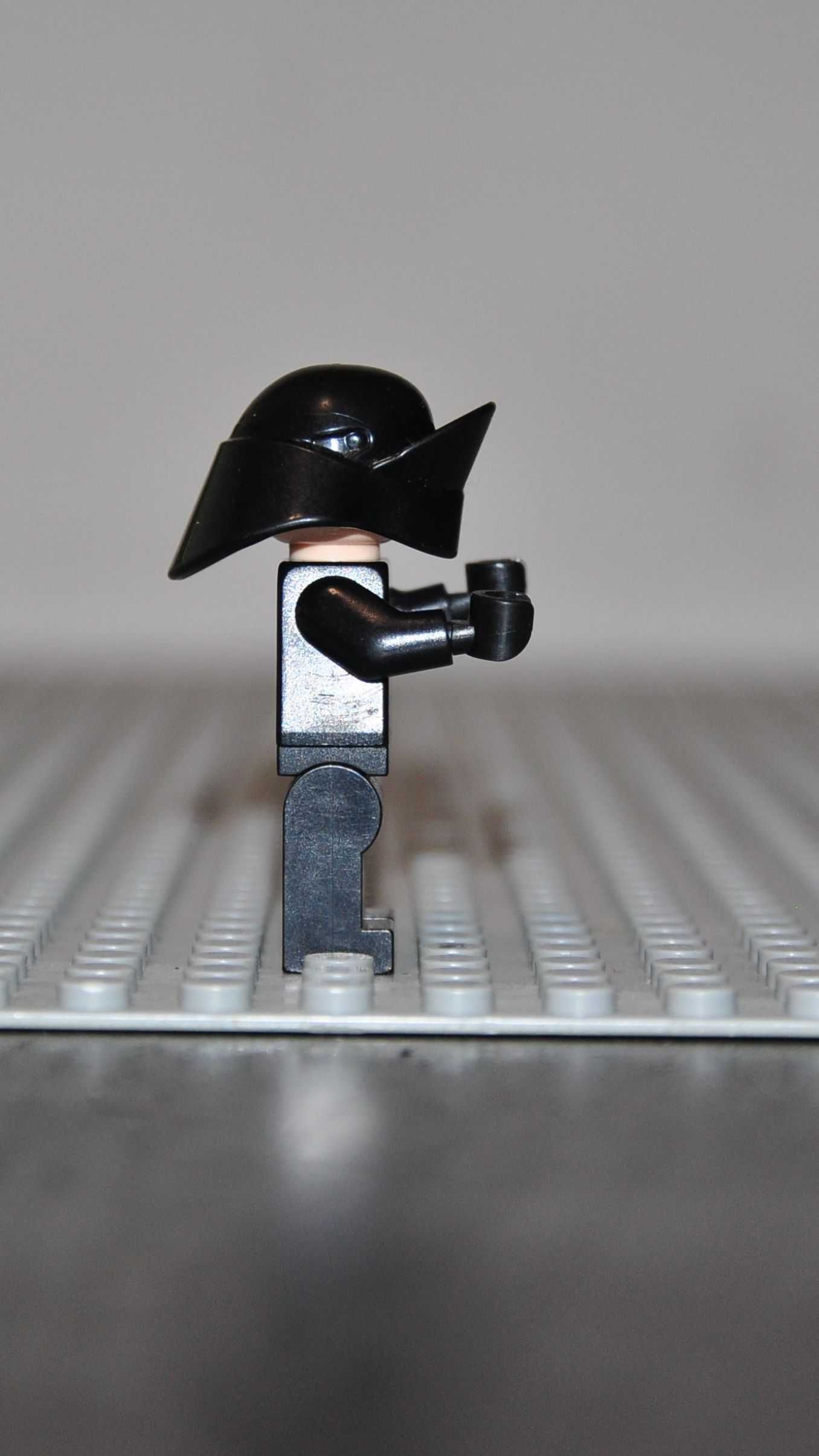 0232 Figurka LEGO sw0671 Star Wars First Order Crew Member