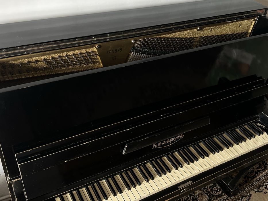 Фортепіано "Білорусь"