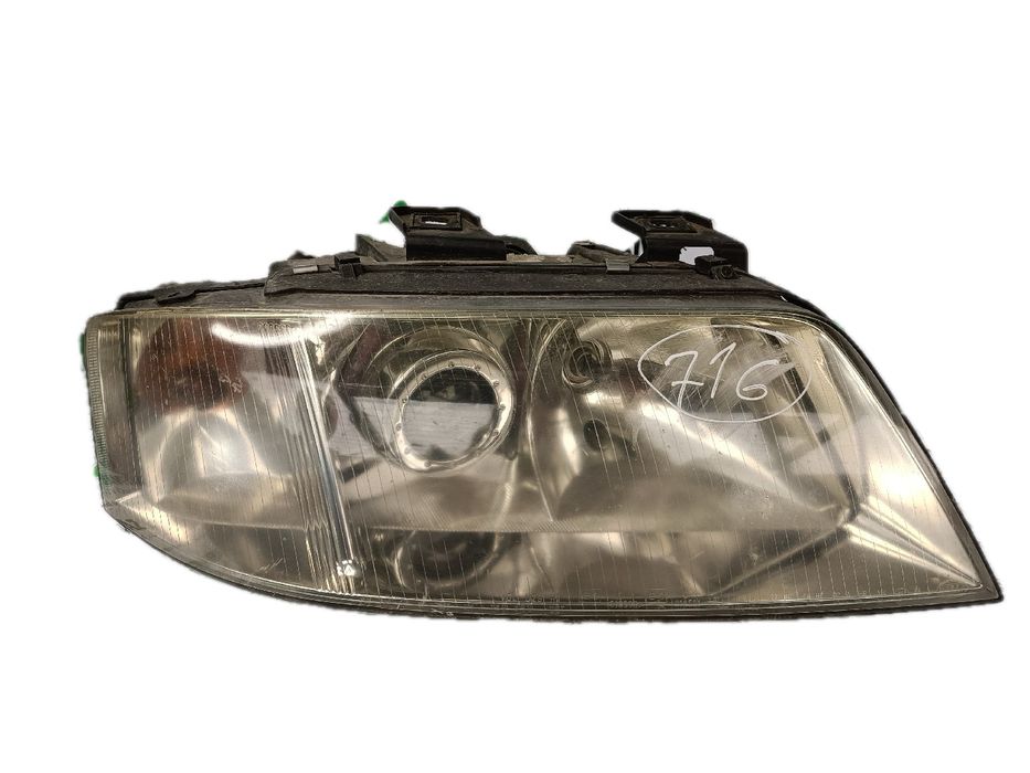 Ótica / farol direita AUDI A6 (4B2, C5)