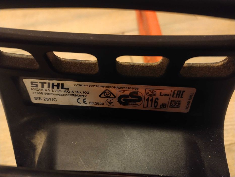 Piła łańcuchowa STIHL MS 251