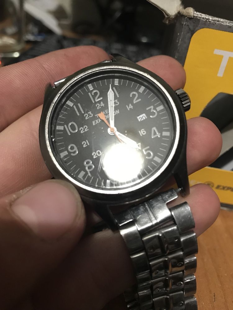 Продам часы Timex Expedition 50m