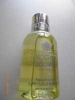 molton brown jasmine & sun rose bath & shower gel 50ml