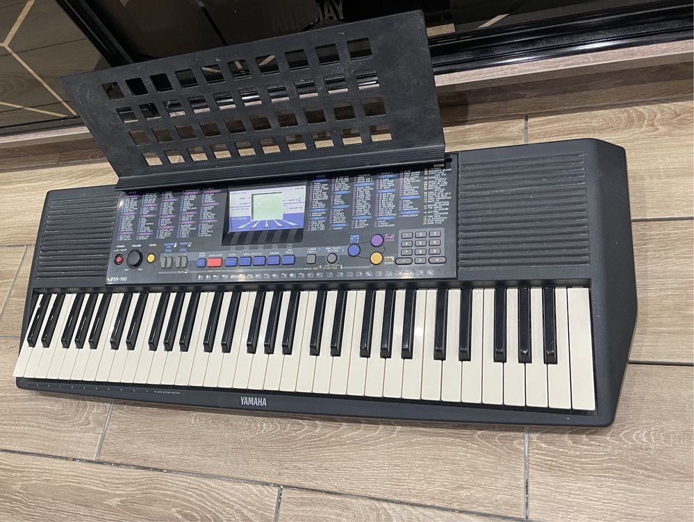 Синтезатор Yamaha PSR-190FE