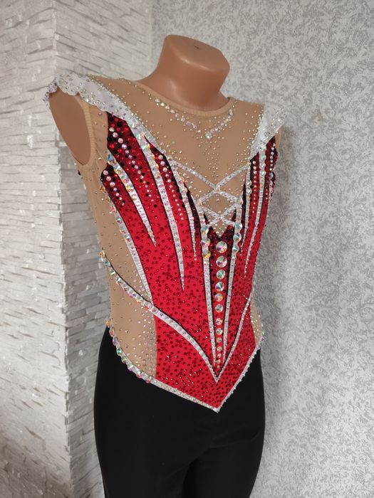 Нові купальники для художньої гімнастики