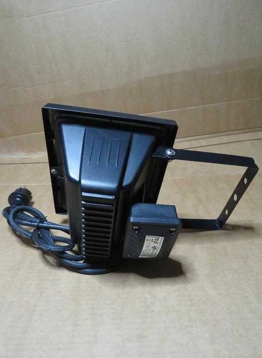 Projetor LED exterior iluminação de Jardim com estaca NOVO a ESTREAR!