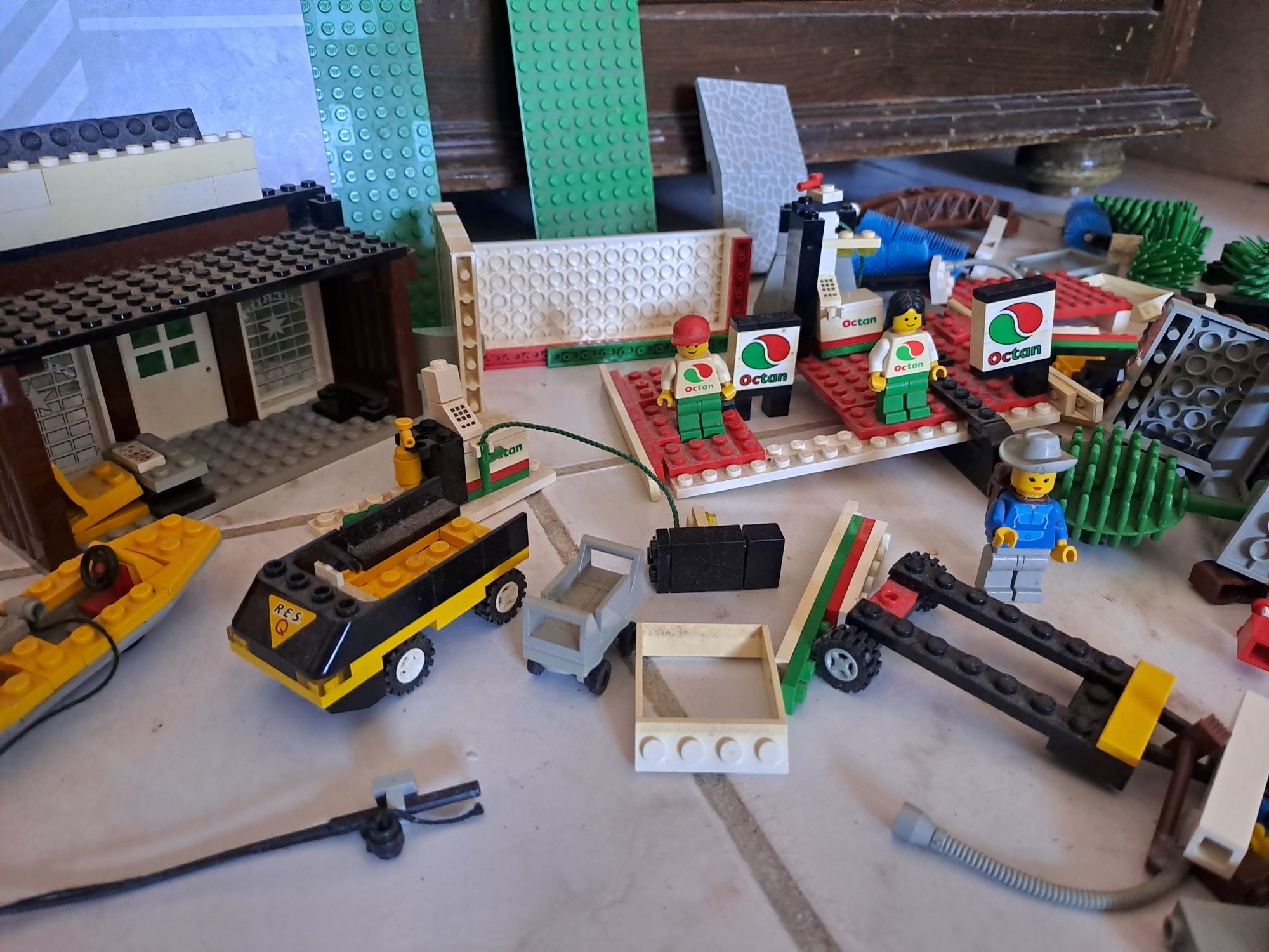 Lego antigo estação serviço