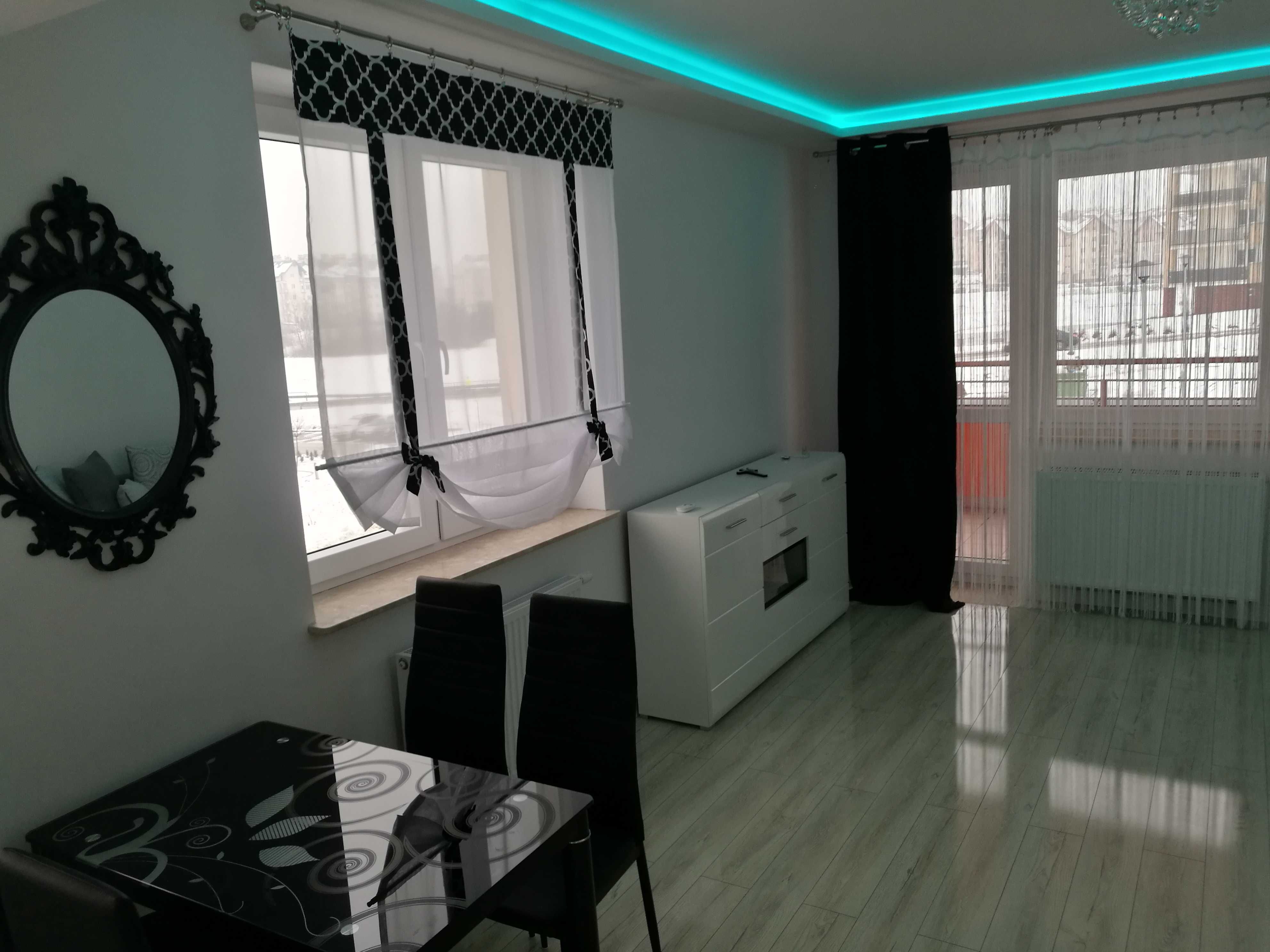 Mieszkanie 50 m2 pierwsze piętro - NOWOCZESNE - piwnica balkon parking