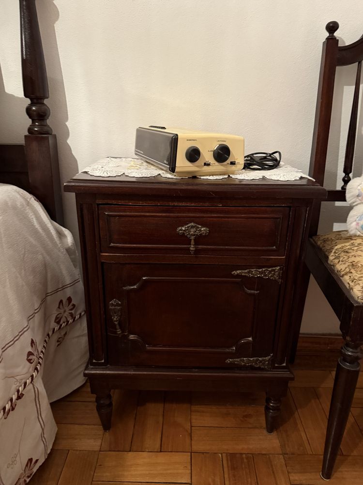 Mobilia de quarto de século completa