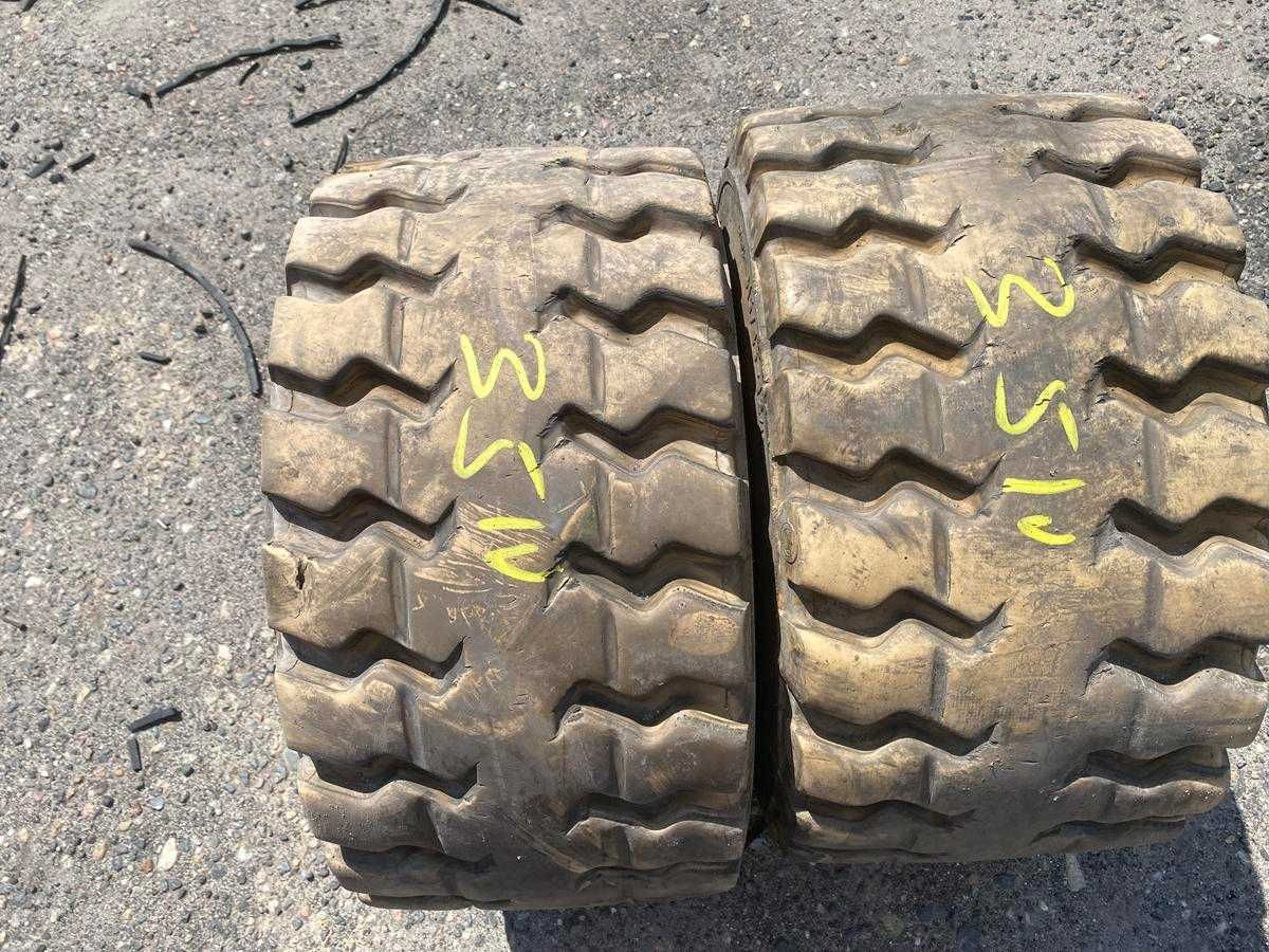 Opony używane pełne 315/45-12 Continental SC20 ZERWANY QUICK 90%