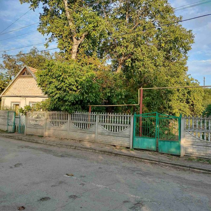 Продається хата. Смт Широке Криворізького району.
