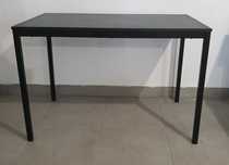 Mesa preta de refeição IKEA