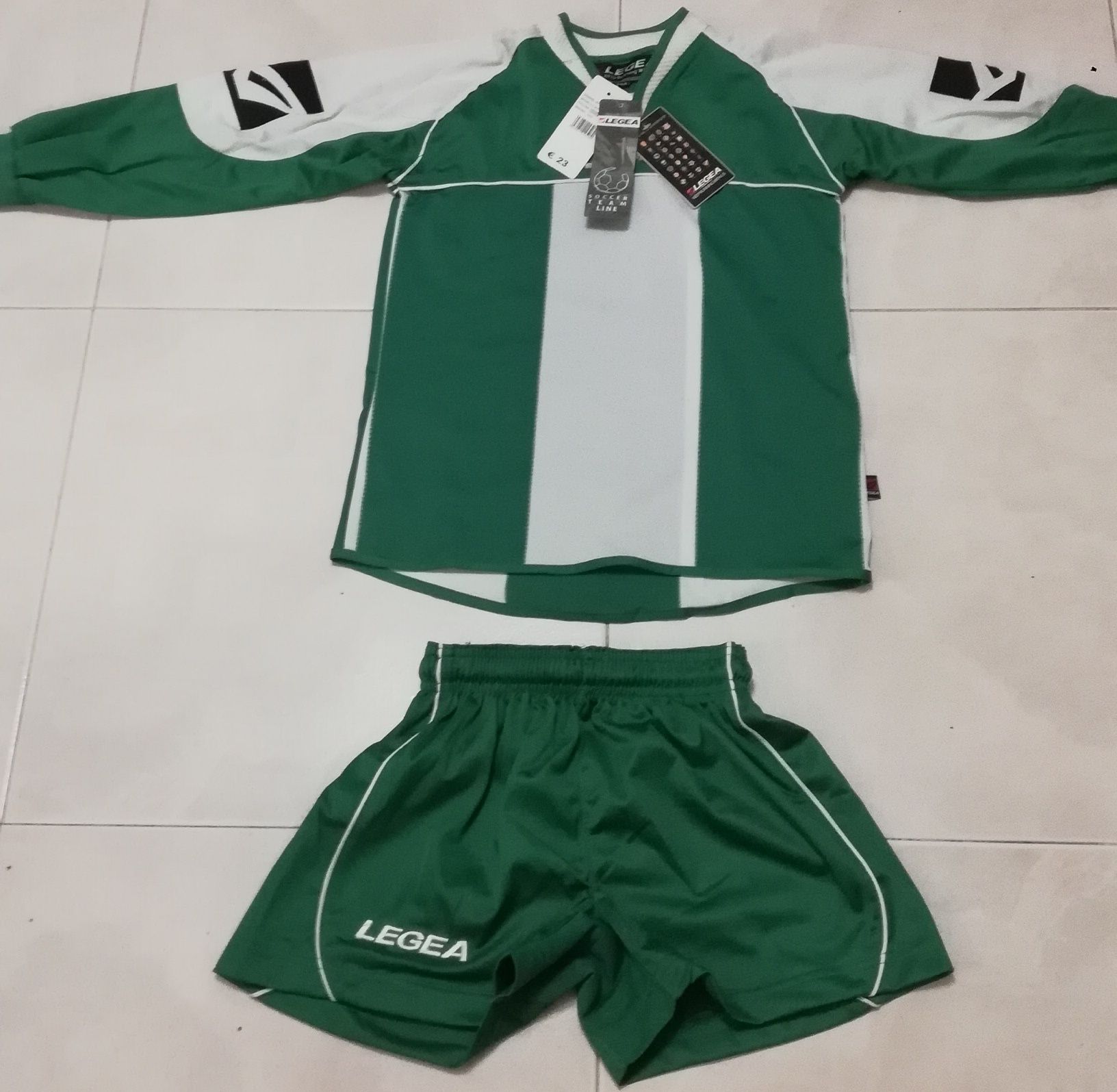 Equipamento do Legea de Criança Novo