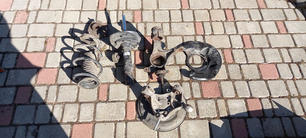 Цапфа передня задня права Honda accord 9 v6 3.5л