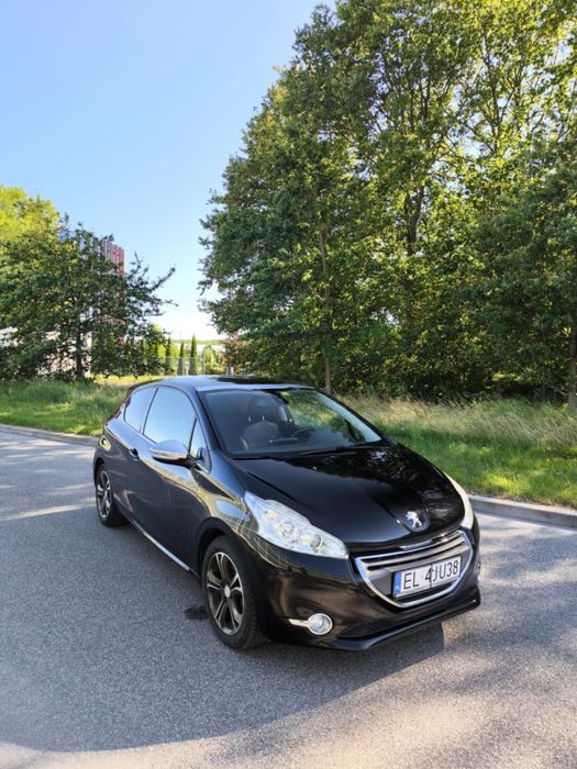 Peugeot 208 1.6 156 KM 2012 3-drzwiowy