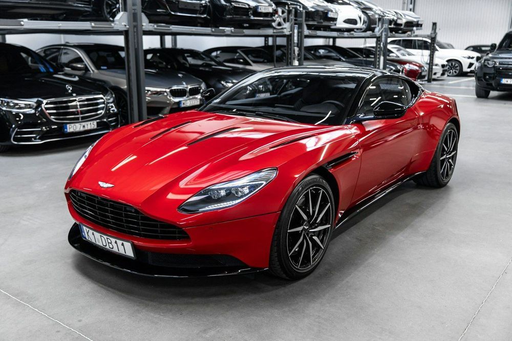 Aston Martin DB11 5.2 V12 + pakiet AMR 639 KM. Bezwypadkowy. Jak nowy.
