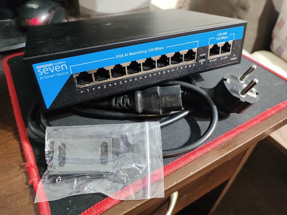 PoE-комутатор 8 портов SEVEN P-7328