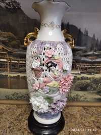 Фарфорова китайська ваза