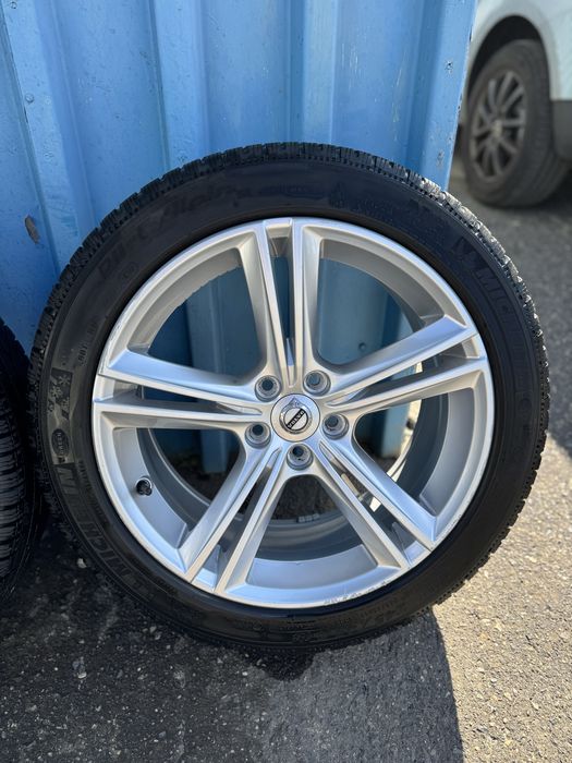 Koła 245/45R18 5x108 8j et42 63.4 Volvo